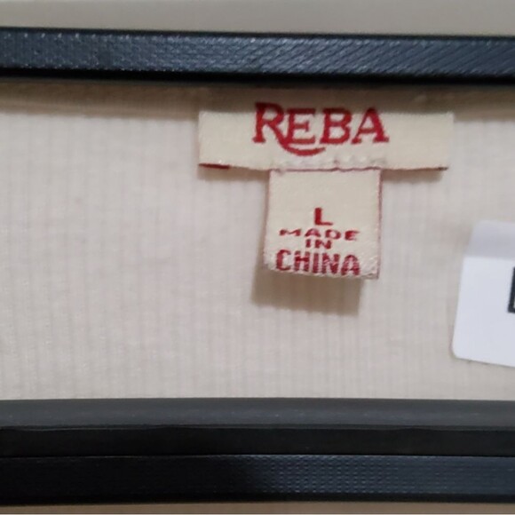 Reba Top LTOP143 - Picture 3 of 3